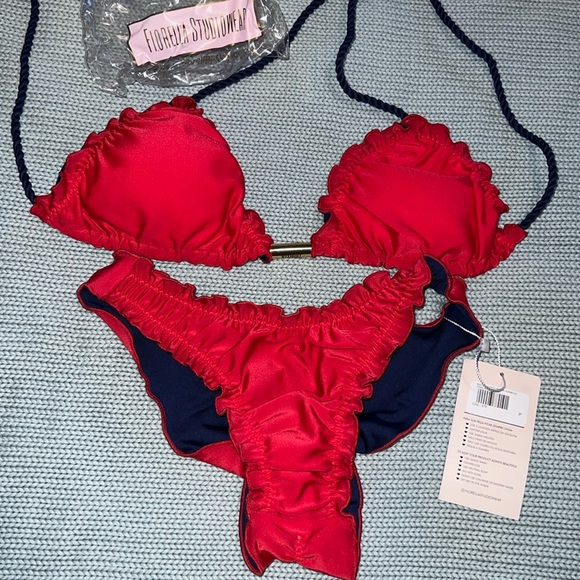 red fiorella small - Picture 1 of 5